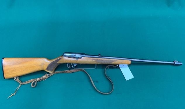 Universel Bryggeri Distraktion 22 BRNO MODEL '581' SEMI AUTO RIFLE BLUED WOOD 22'' THREADED MUZZLE NO  MAGAZINE - EXCELLENT CONDITION !!! - Bankstown Gun Shop