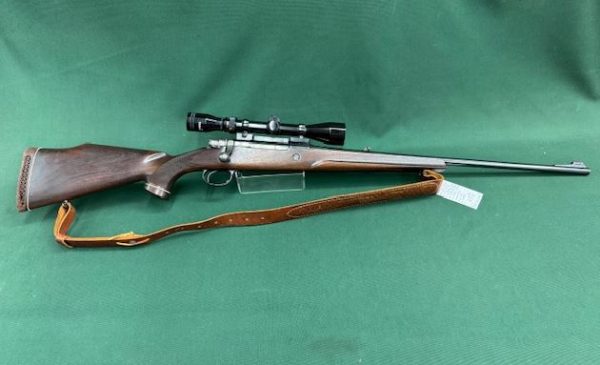 .243 PARKER HALE MODEL ''SPORTER'' BOLT ACTION BLUED WALNUT 24'' WITH OPEN SIGHTS SCOPE & LEATHER SLING - GREAT CONDITION !!!