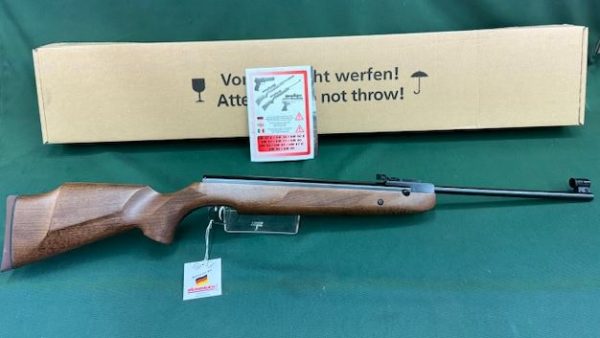 .22 A/RIFLE WEIHRAUCH MDL ''HW95'' LUXUS BLUED WOOD WITH OPEN SIGHTS 16'' #2360