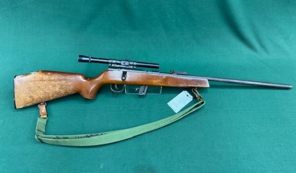 .22 VOER MODEL ''STD'' BLUED WOOD BOLT ACTION 7RD WITH SCOPE & GREEN CANVAS SLING