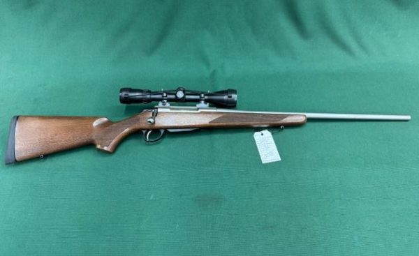 .270 TIKKA T3X HUNTER STAINLESS WOOD FITTED WITH 4-12X40 BUSHNELL 3500 SCOPE - GREAT CONDITION !!!