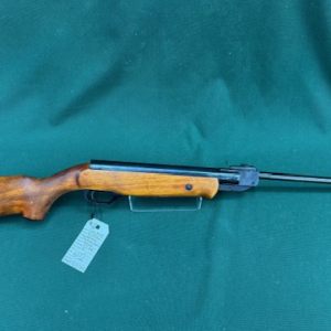 .177 A/RIFLE BAIKAL MODEL 38 BLUED WOOD 18'' BARREL WITH SIGHTS