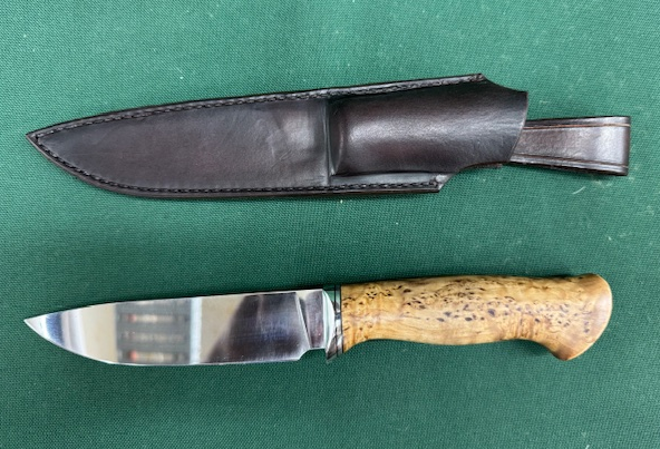 KNIFE CUSTOM AUST MADE WITH LEATHER CUSTOM SHEATH (RUS005)